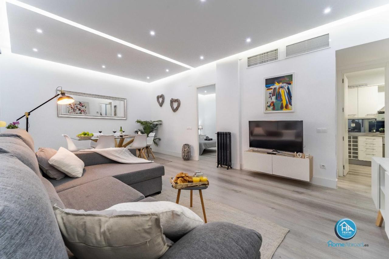 Modern Boutique Stay In The Heart Of Madrid Exterior photo