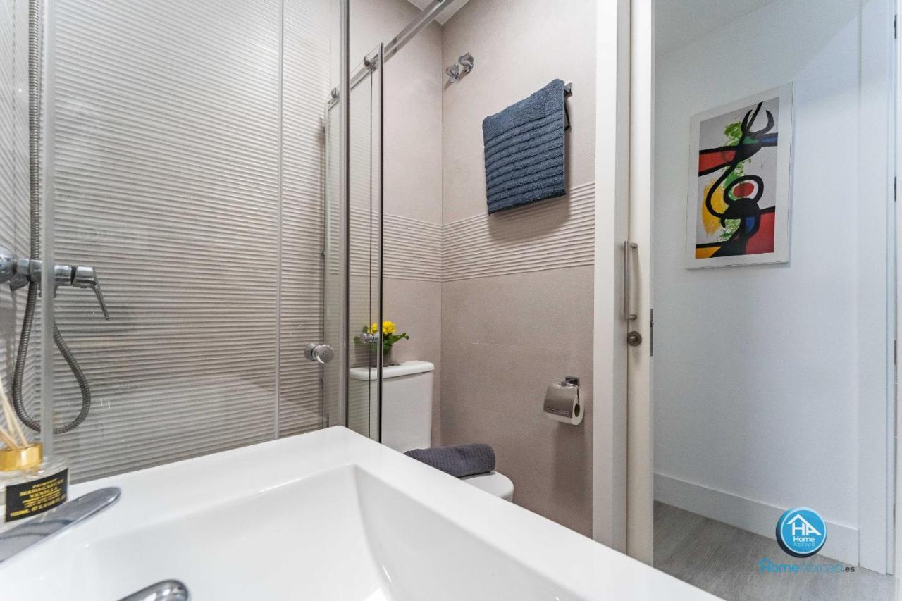 Modern Boutique Stay In The Heart Of Madrid Exterior photo