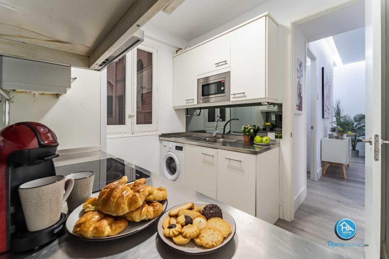 Modern Boutique Stay In The Heart Of Madrid Exterior photo